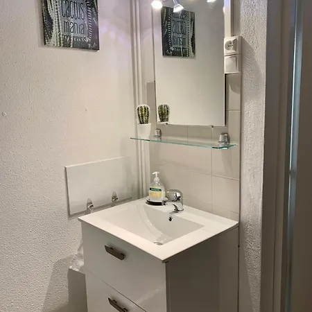 Cosy Centre Parking Netflix Apartament